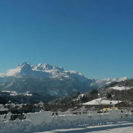 Dom wakacyjny Haus Alexander *