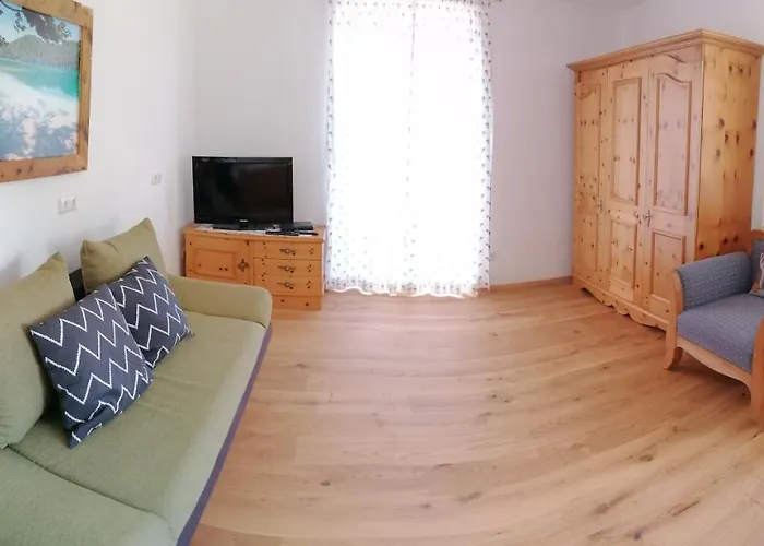 Haus Alexander *